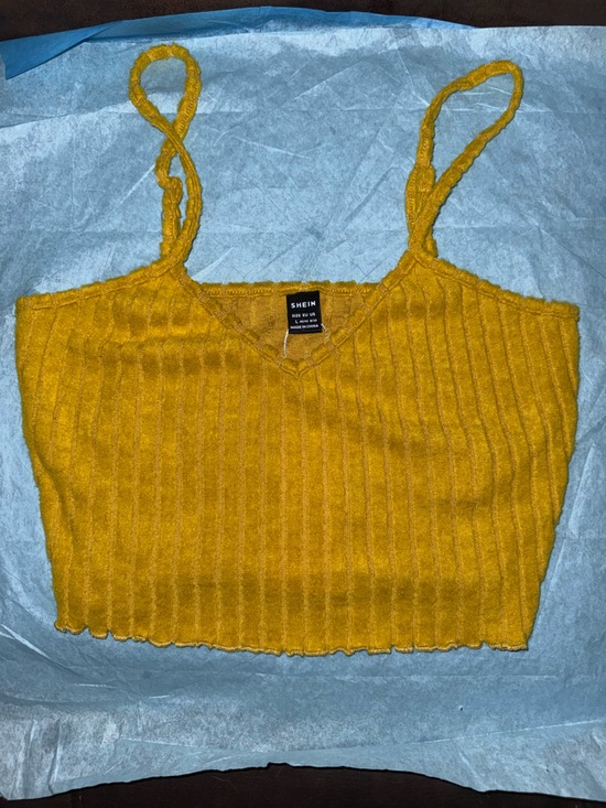SHEIN Tops - SHEIN Mustard Ribbed V-Neck Cropped Tank